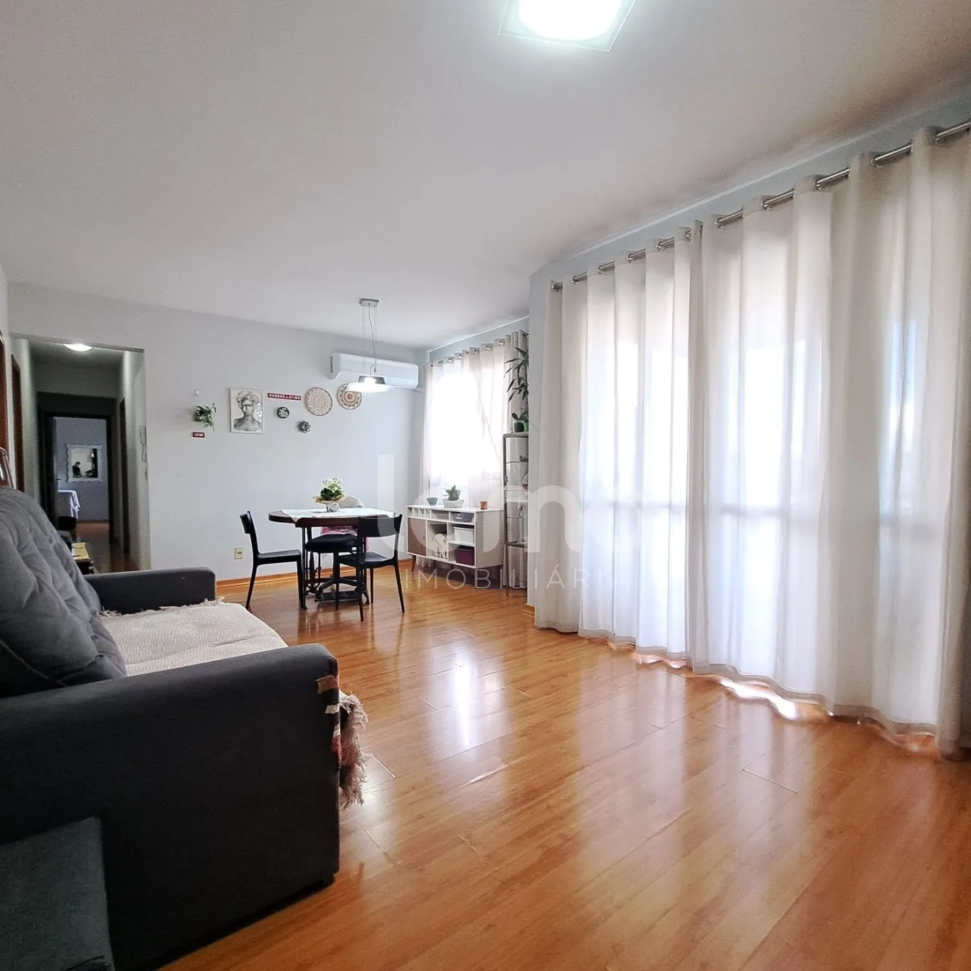 Apartamento com 3 suítes SEMI-MOBILIADO - Victor Konder - Blumenau/SC — foto 2