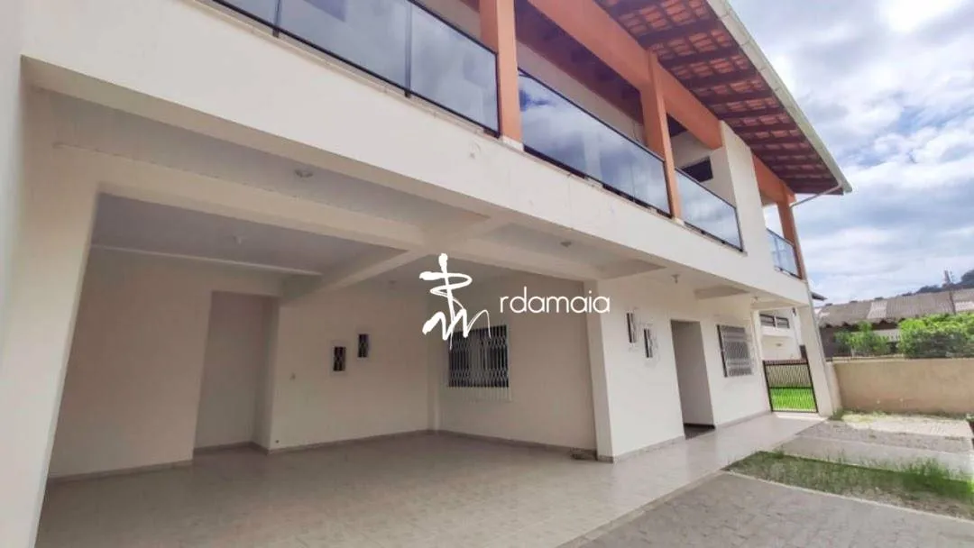 Casa com 5 dormitórios à venda, 310 m por R$ 1.400.000,00 - Garcia - Blumenau/SC — foto 2
