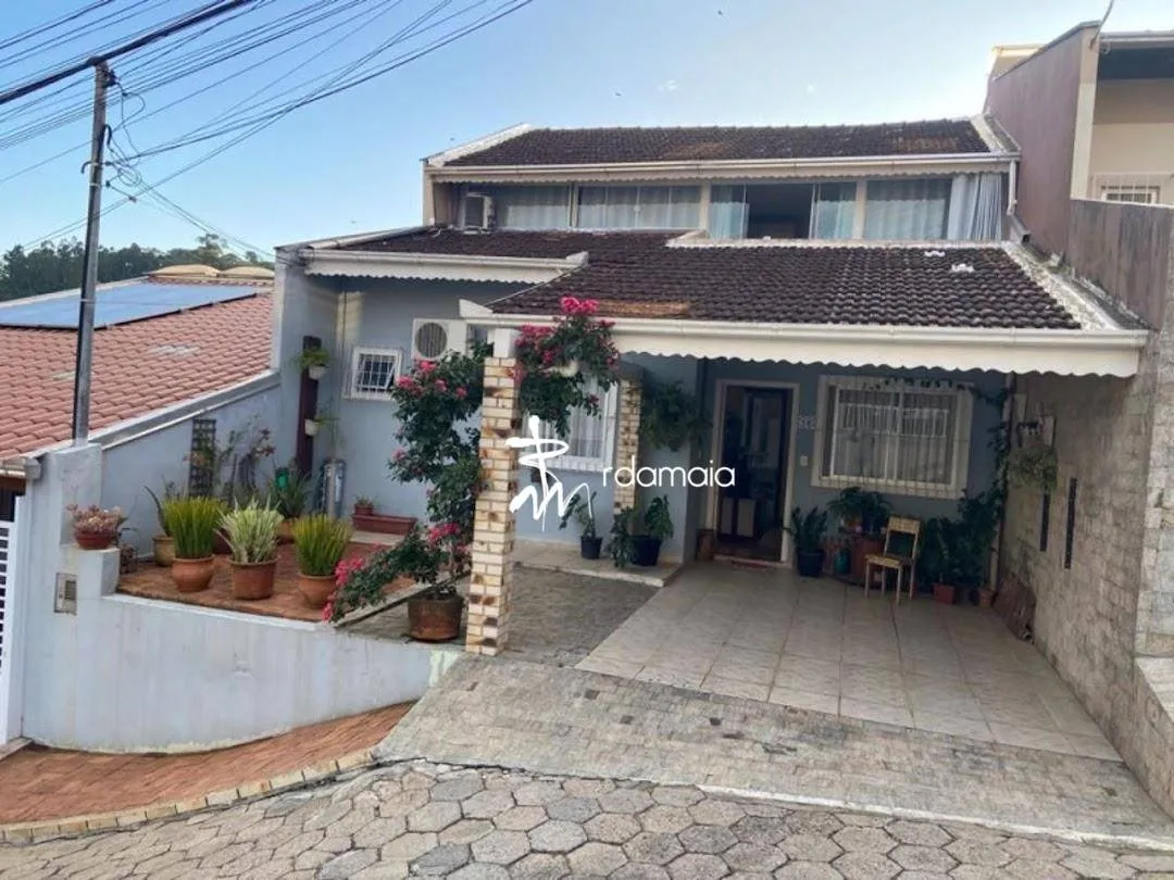 CASA EM LOTEAMENTO FECHADO ESCOLA AGRÍCOLA - foto 1