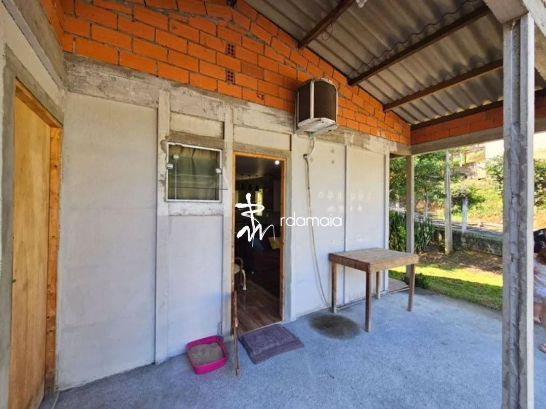 Casa com grande terreno "Quase chácara" a venda no Reino do Garcia — foto 5