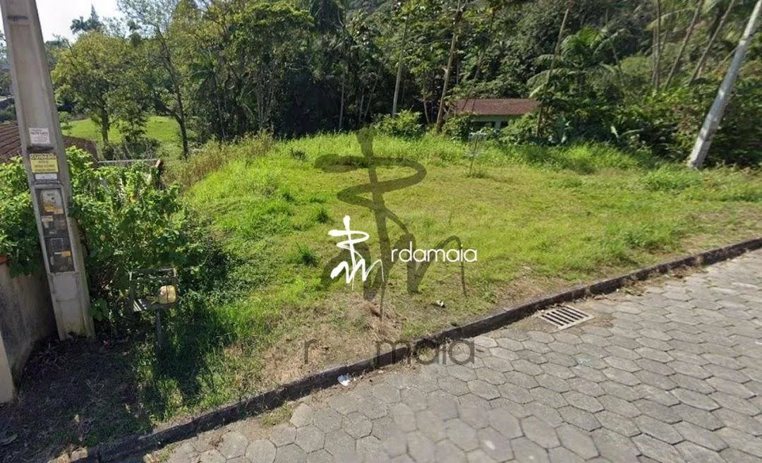 Chácara na Velha a 10 minutos do centro de Blumenau - foto 1