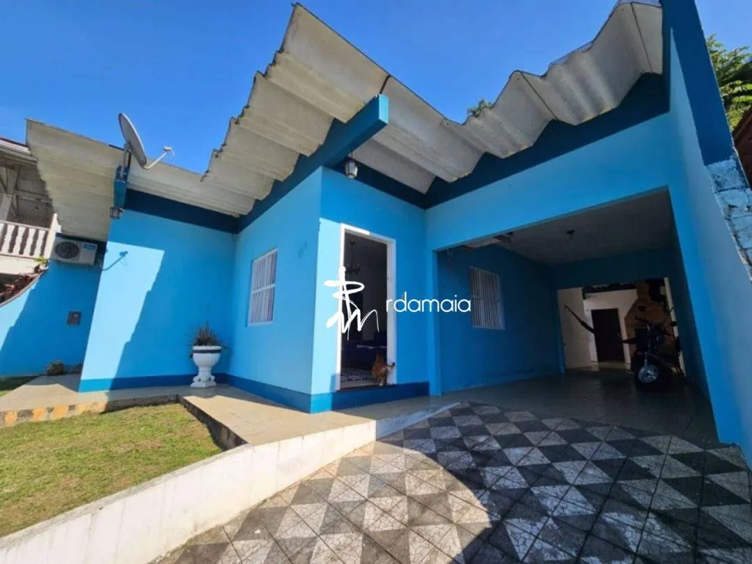 Casa com bom Terreno VENDE - Itoup Norte - BNU — foto 2