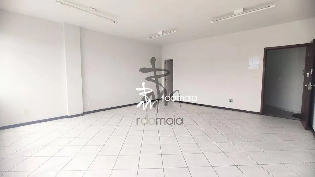 Sala Comercial para venda e locação, Centro, Blumenau . - foto 1