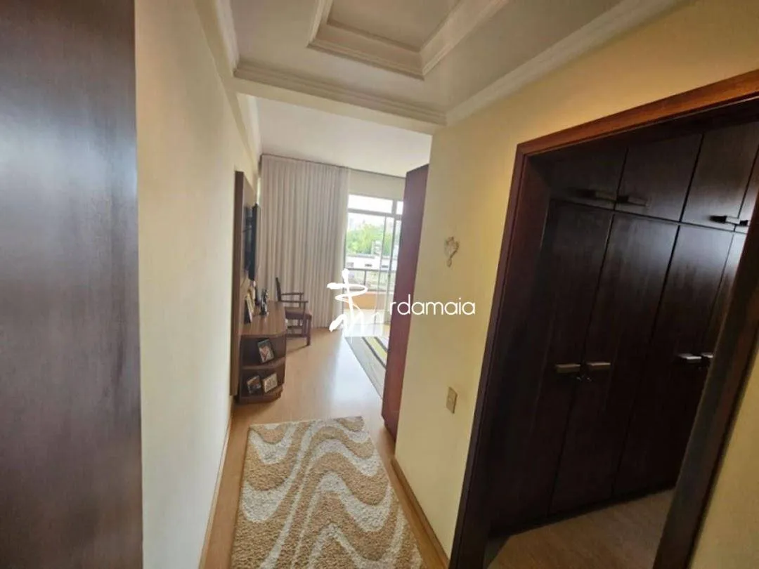 ??APARTAMENTO AMPLO E JUNTO AO CENTRO?? ?? #RdaMaia Vende ?? — foto 2