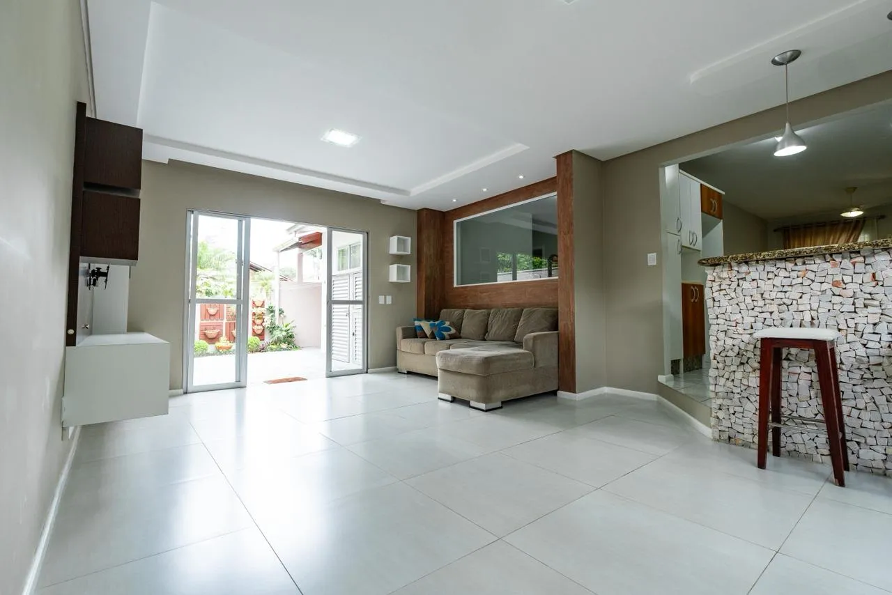 Casa térrea em condomínio fechado no bairro da Velha  conforto, segurança e excelente localização. — foto 3