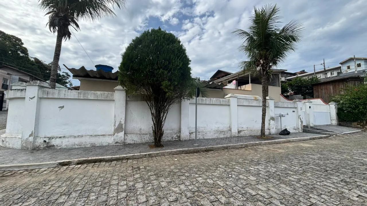 Casa à venda no bairro Água Verde  Blumenau/SC - foto 1