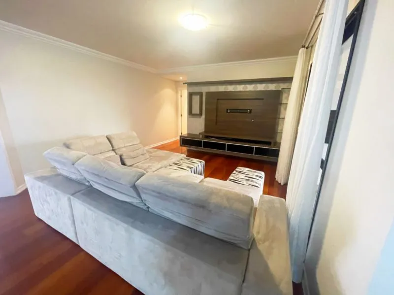 ABELARDO IMÓVEIS - Belíssimo e amplo apartamento de alto padrão no bairro Jardim Blumenau. — foto 4