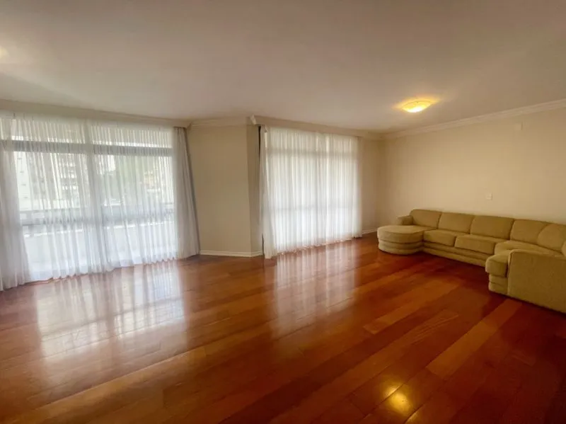 ABELARDO IMÓVEIS - Belíssimo e amplo apartamento de alto padrão no bairro Jardim Blumenau. — foto 6