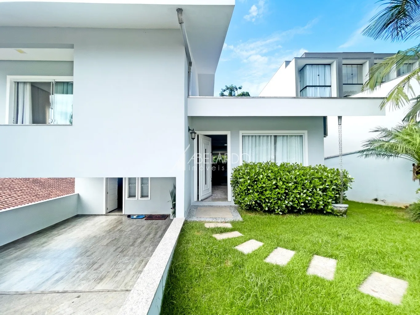Casa · à venda · 3 quartos · 187m² · Escola Agrícola, Blumenau