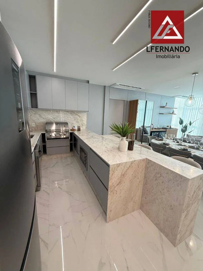 Apartamento mobiliado com 4 dormitórios, sendo 2 suítes à venda, 126 m por R$ 3.650.000 - Centro - Balneário Camboriú/SC — foto 7