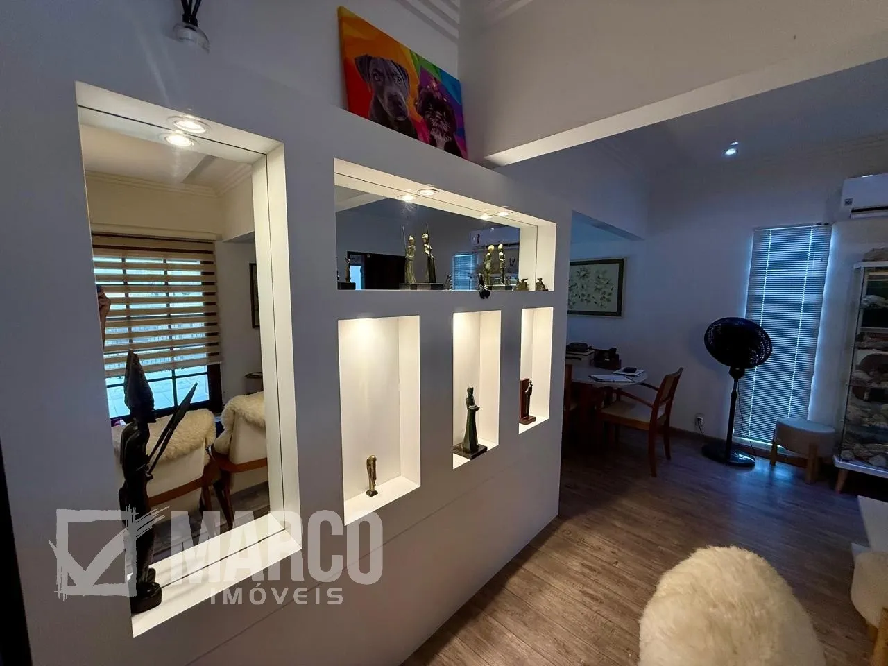 Excelente Casa com 3 Quartos, Piscina e Espaço Comercial no Centro de Pomerode/SC — foto 4