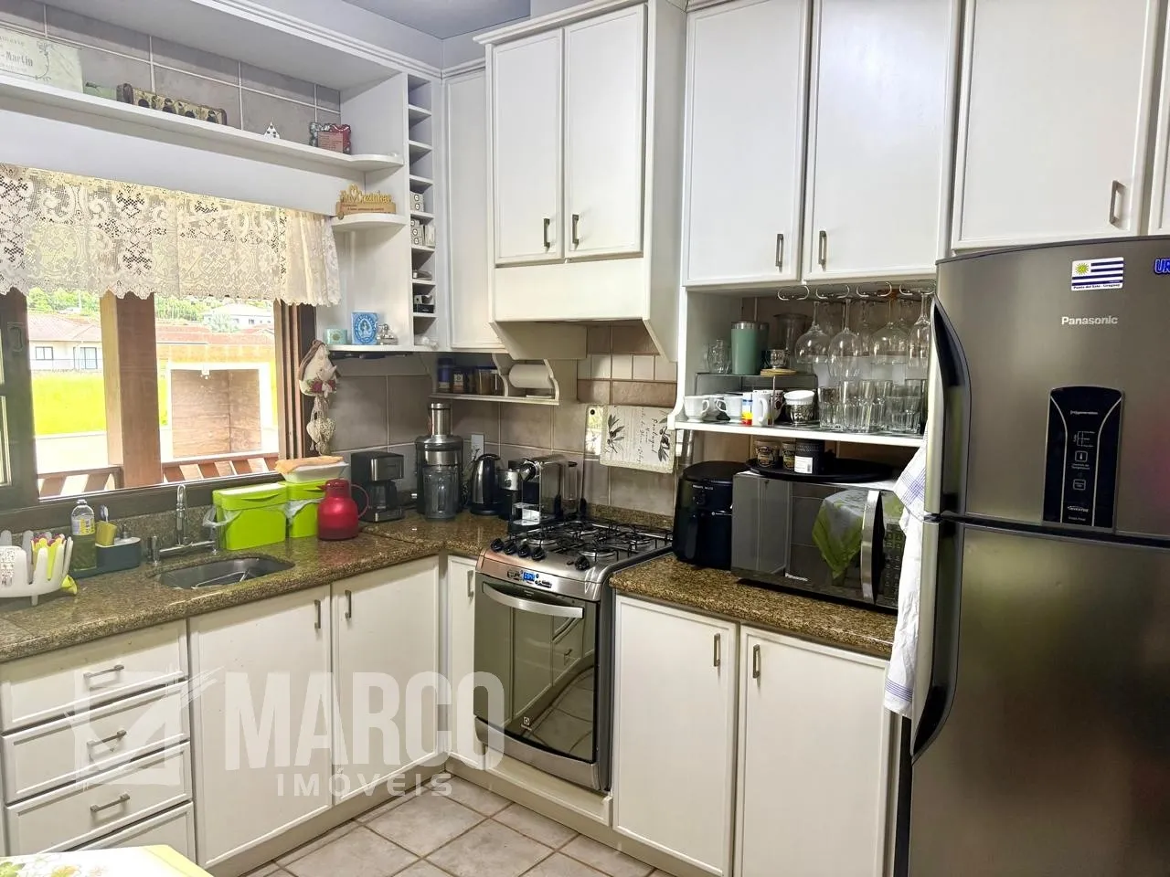 Excelente Casa com 3 Quartos, Piscina e Espaço Comercial no Centro de Pomerode/SC — foto 5