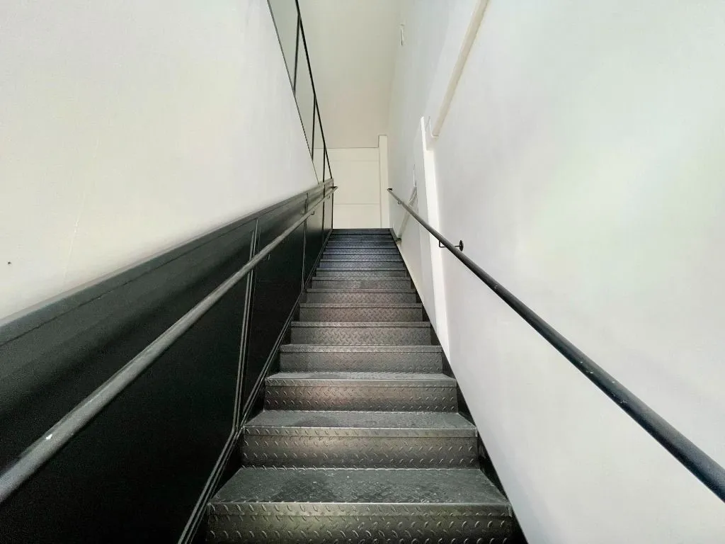 Excelente sala comercial, localizadas em frente ao Hospital do Pulmão, no Bairro Itoupava Seca. — foto 6