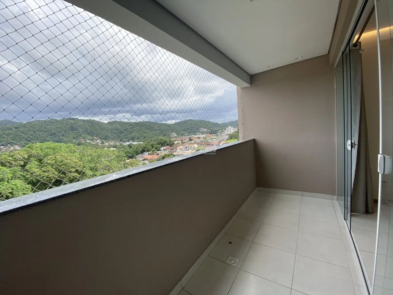 Apartamento com 2 dormitórios disponível para locação no bairro Velha, em Blumenau/SC. — foto 7