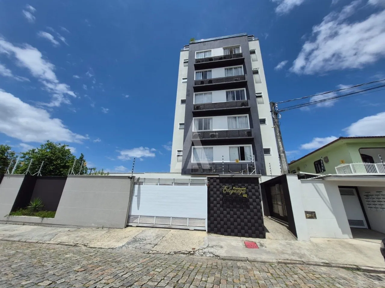 Apartamento com 1 suíte e 2 quartos à venda no bairro Aventureiro em Joinville-SC por R$560.000,00. - foto 1