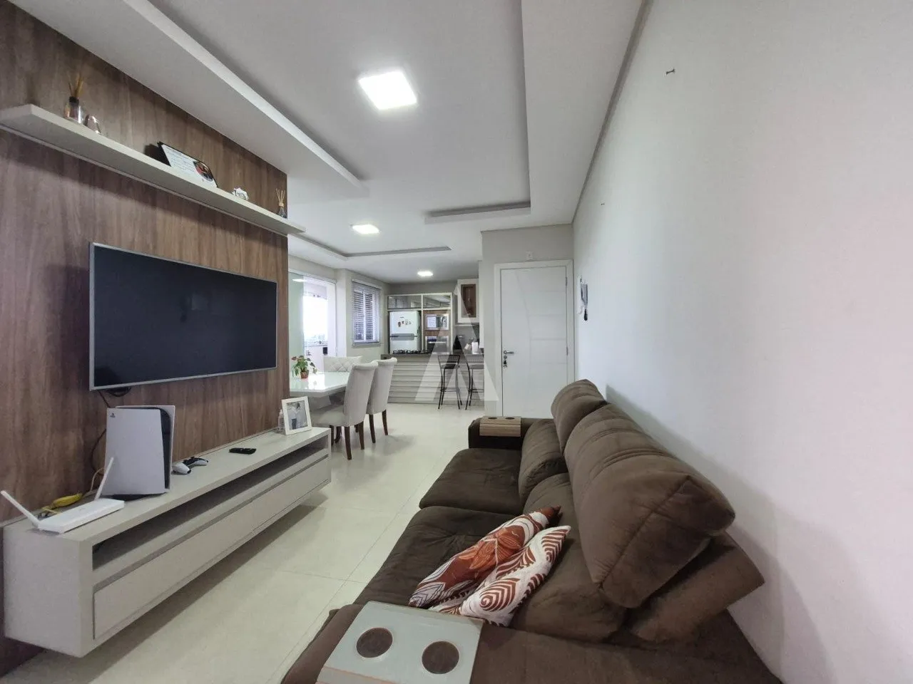 Apartamento com 1 suíte e 2 quartos à venda no bairro Aventureiro em Joinville-SC por R$560.000,00. — foto 3