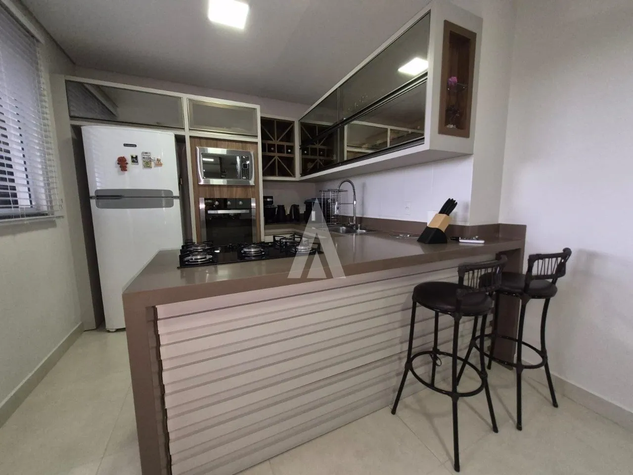 Apartamento com 1 suíte e 2 quartos à venda no bairro Aventureiro em Joinville-SC por R$560.000,00. — foto 7
