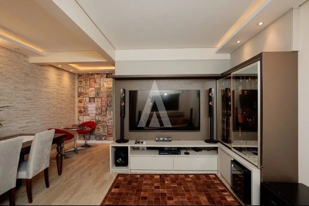 Sobrado triplex com 1 suíte e 3 quartos à venda no bairro Floresta em Joinville-SC por R$739.000,00. — foto 3