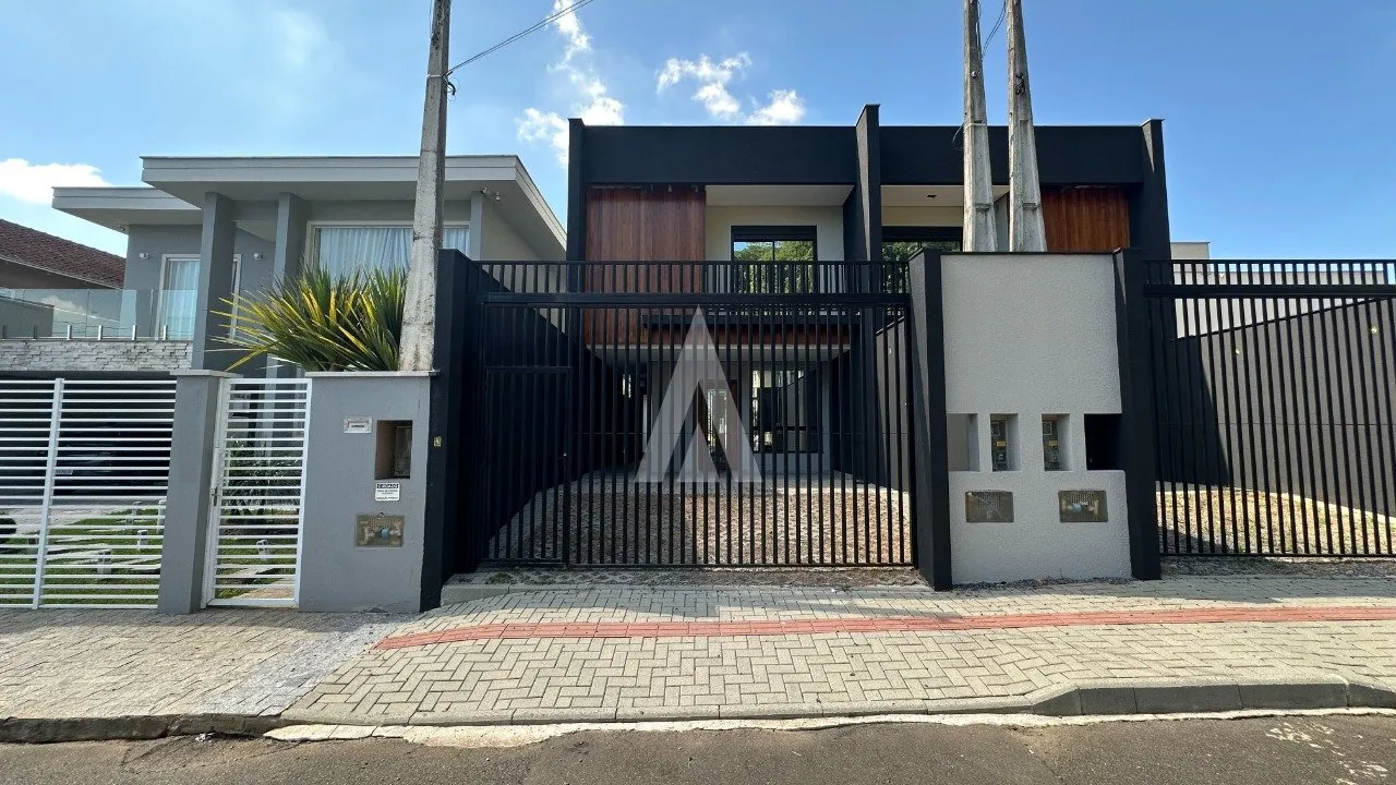 Sobrado geminado com 3 suítes, à venda no bairro Jardim Sofia, em Joinville - R$ 998.000,00 - foto 1