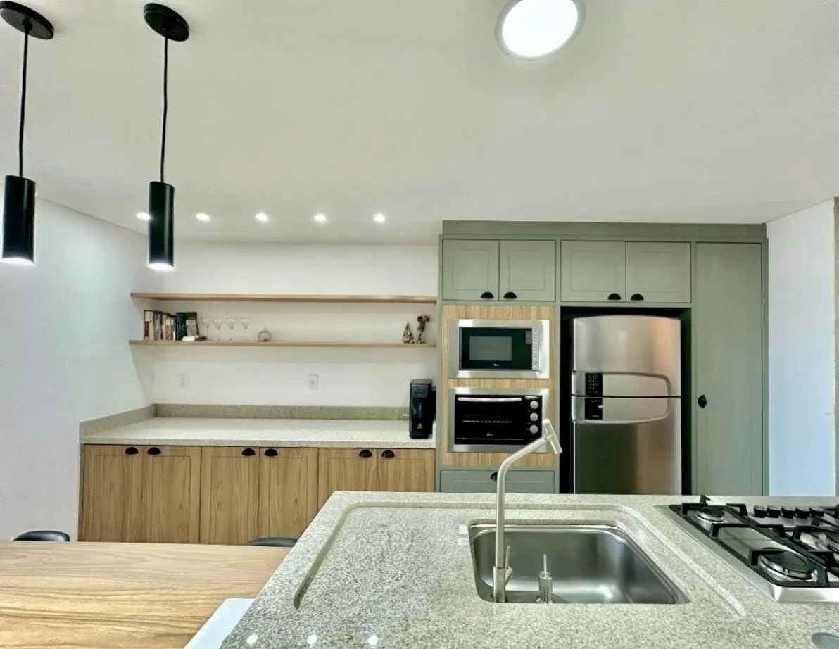 Sobrado Totalmente Mobiliado com Suíte e Amplo Espaço nos Fundos! — foto 3