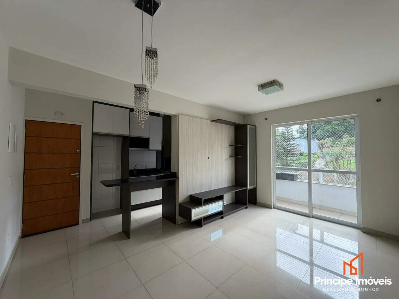 Apartamento com 3 quartos no Anita Garibaldi em Joinville - foto 1
