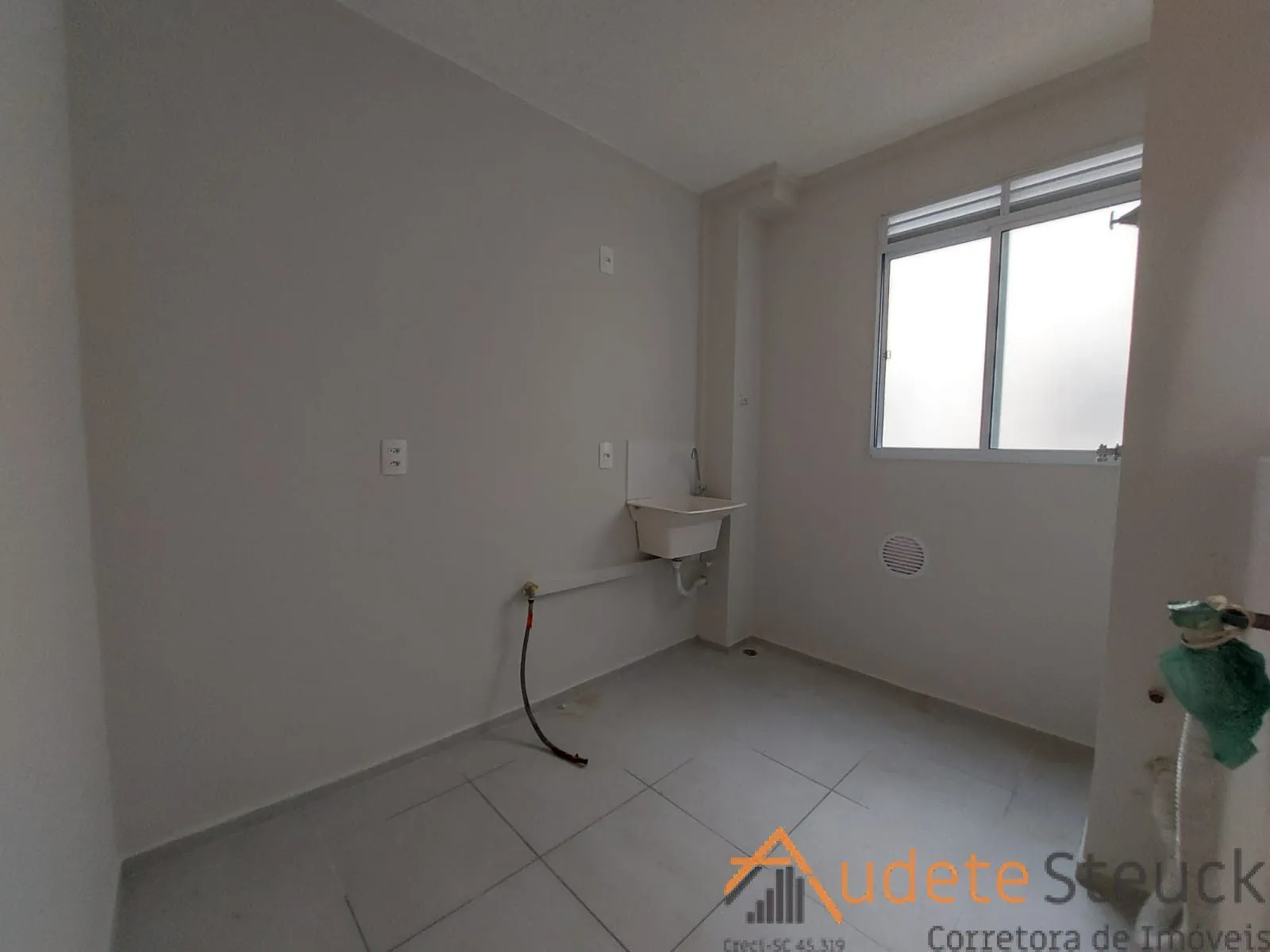 Apartamento Bairro Progresso Garcia — foto 4