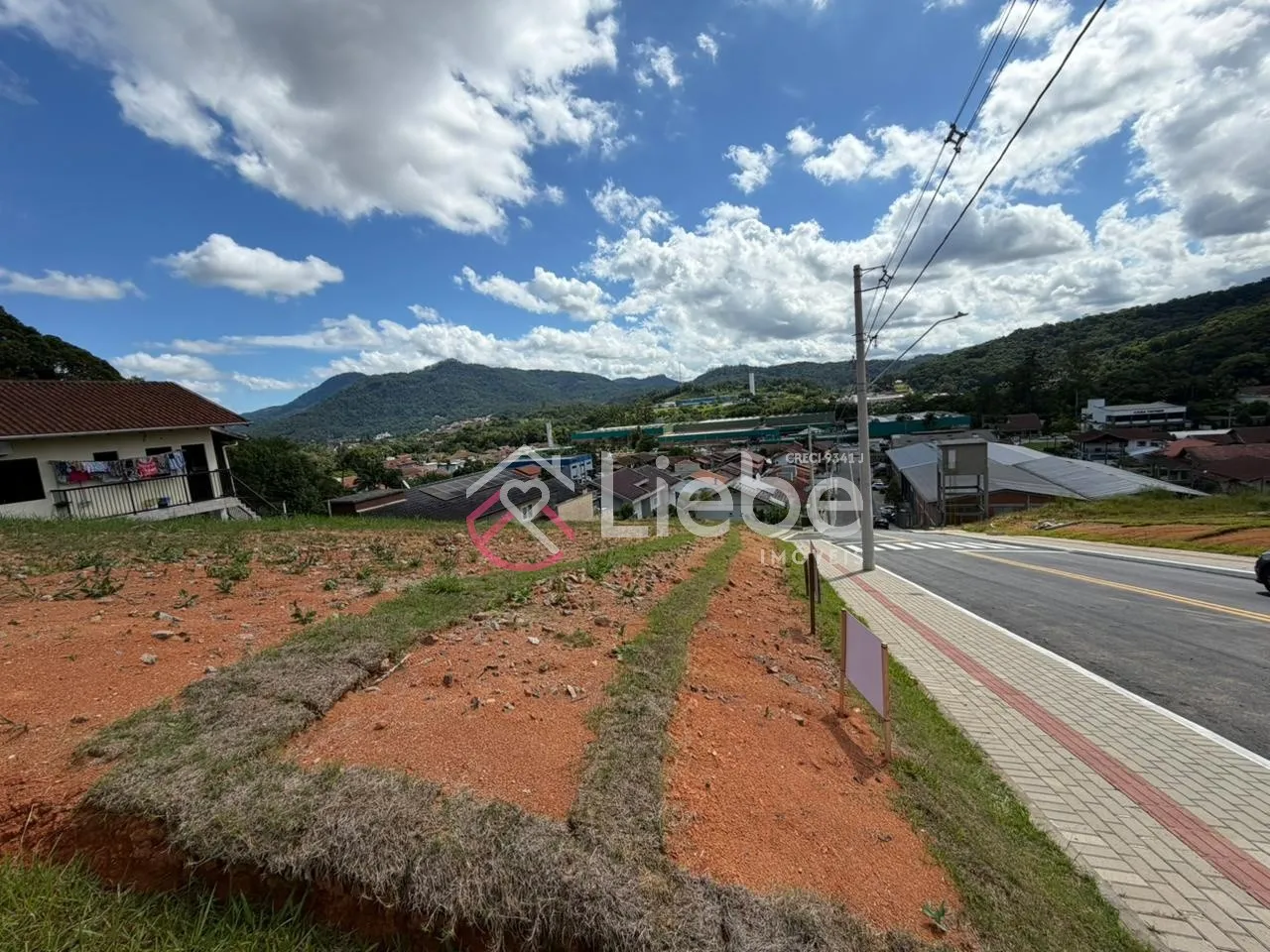 Terreno Lindo no Residencial Hannover no Centro de Pomerode com 450,00m fazendo frente em 22,60 metros. — foto 3