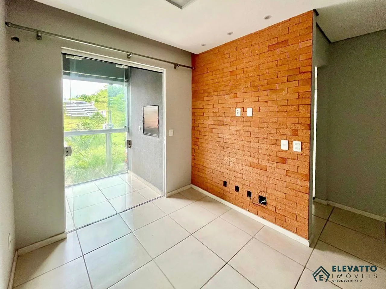 Apartamento para Venda em Blumenau, Itoupavazinha, 3 dormitórios, 1 suíte, 2 banheiros, 1 vaga - foto 1