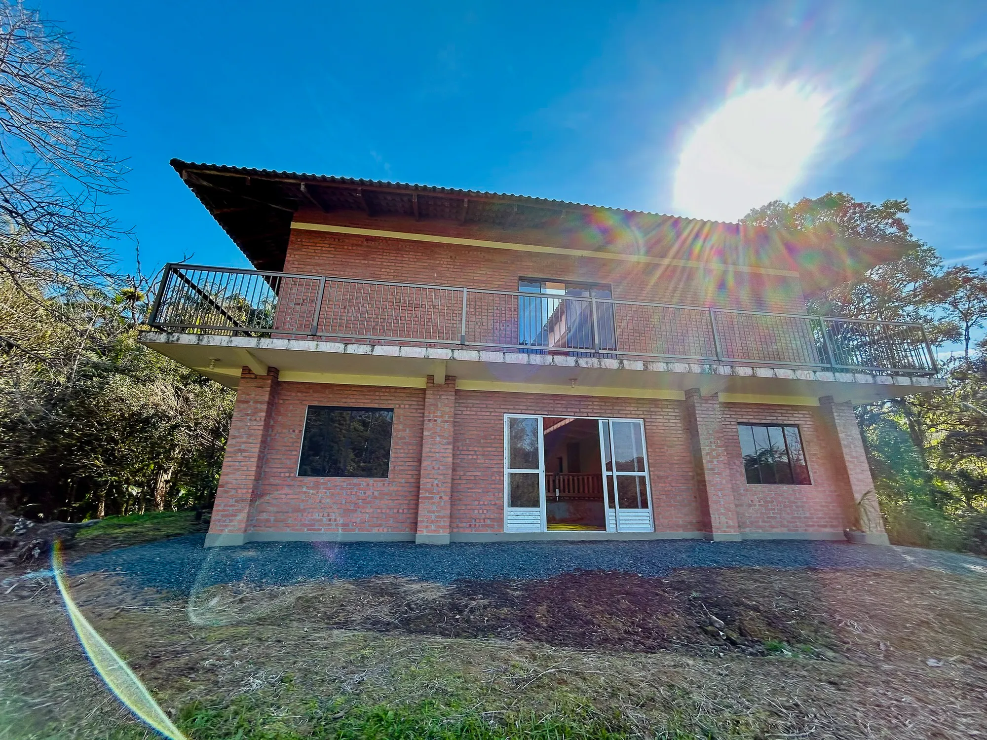 SÍTIO COMPLETO, PRODUTIVO E CERCADO PELA NATUREZA  40 HECTARES DE PURA PAZ - foto 1