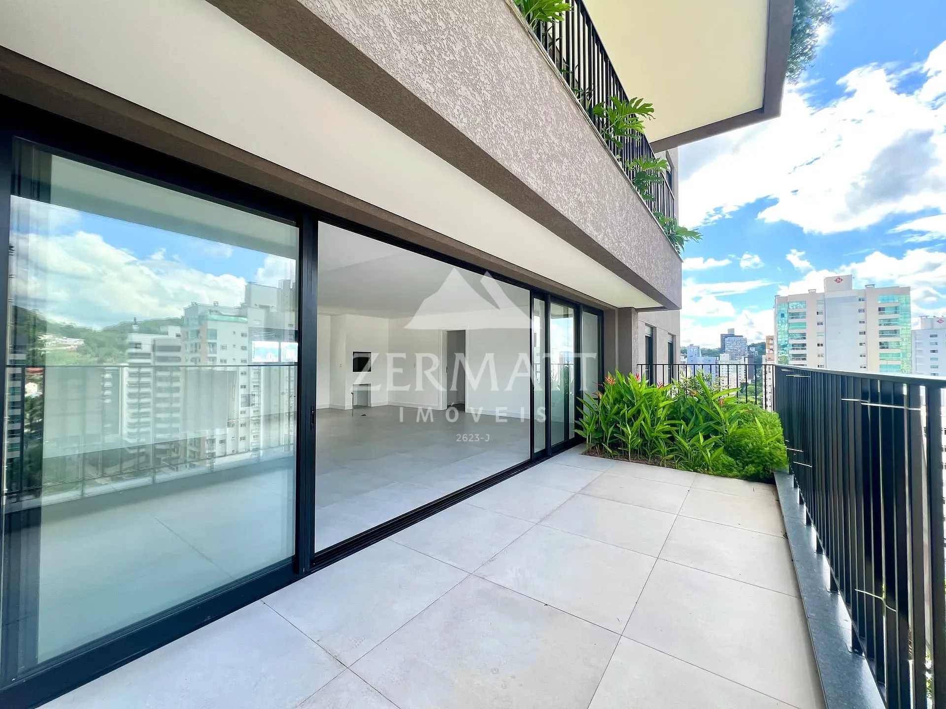 Apartamento · à venda · 3 quartos · 165.12m² · Victor Konder, Blumenau