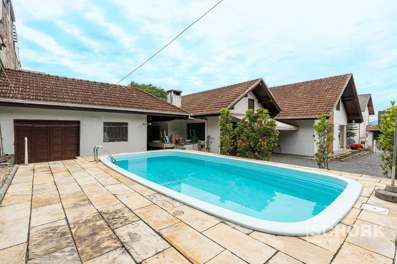 Casa com 3 dormitórios para alugar, 140 m por R$ 7.103,00/mês - Escola Agrícola - Blumenau/SC - foto 1