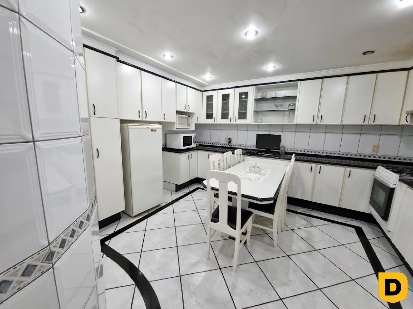 Residência com 3 dormitórios no Valparaiso — foto 6