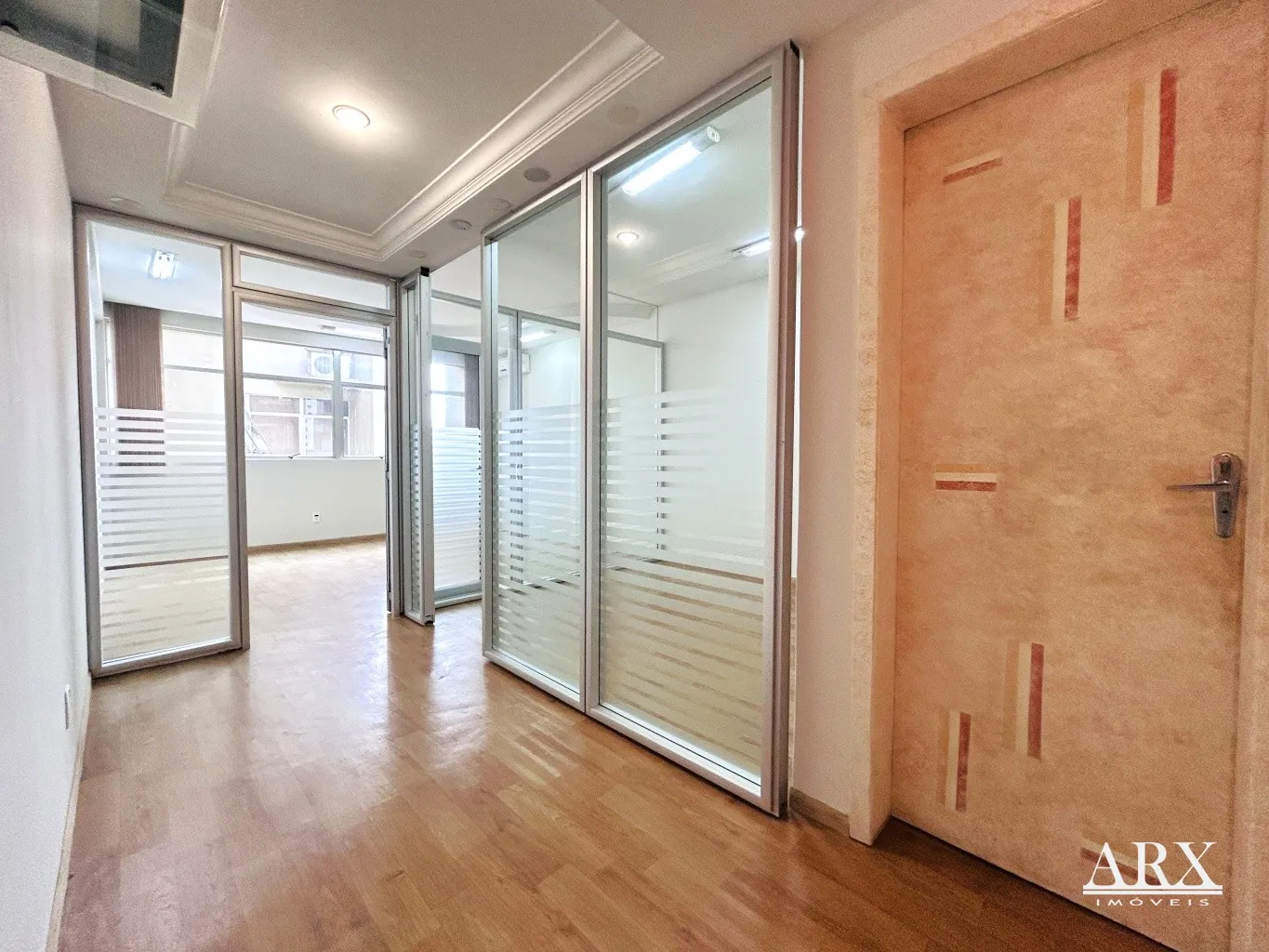 Sala Comercial no Edifício Getúlio Vargas - Centro de Blumenau — foto 3