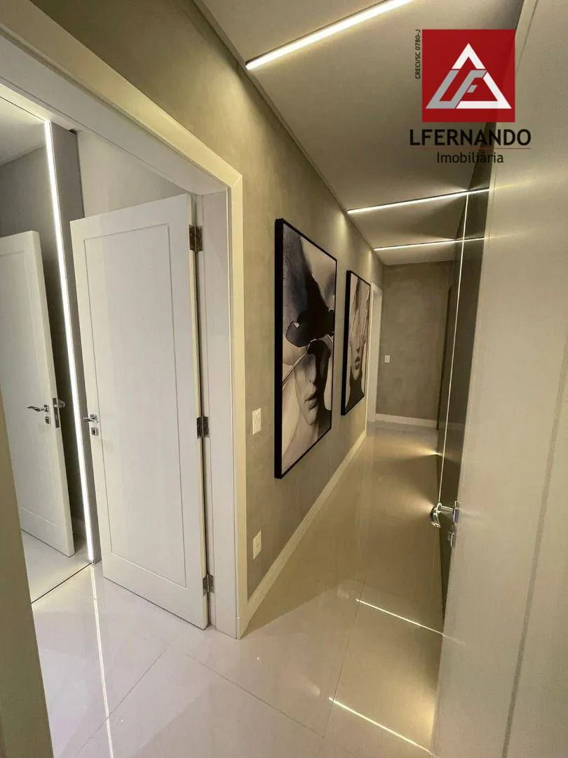 Cobertura duplex mobiliada com 4 suítes à venda, 241 m por R$ 7.900.000 - Centro - Balneário Camboriú/SC — foto 4