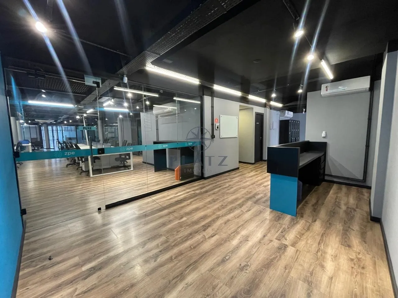 Andar Corporativo Mobiliado para Locação em Blumenau - 381m Privativos | Estrutura Completa e 6 Vagas - foto 1