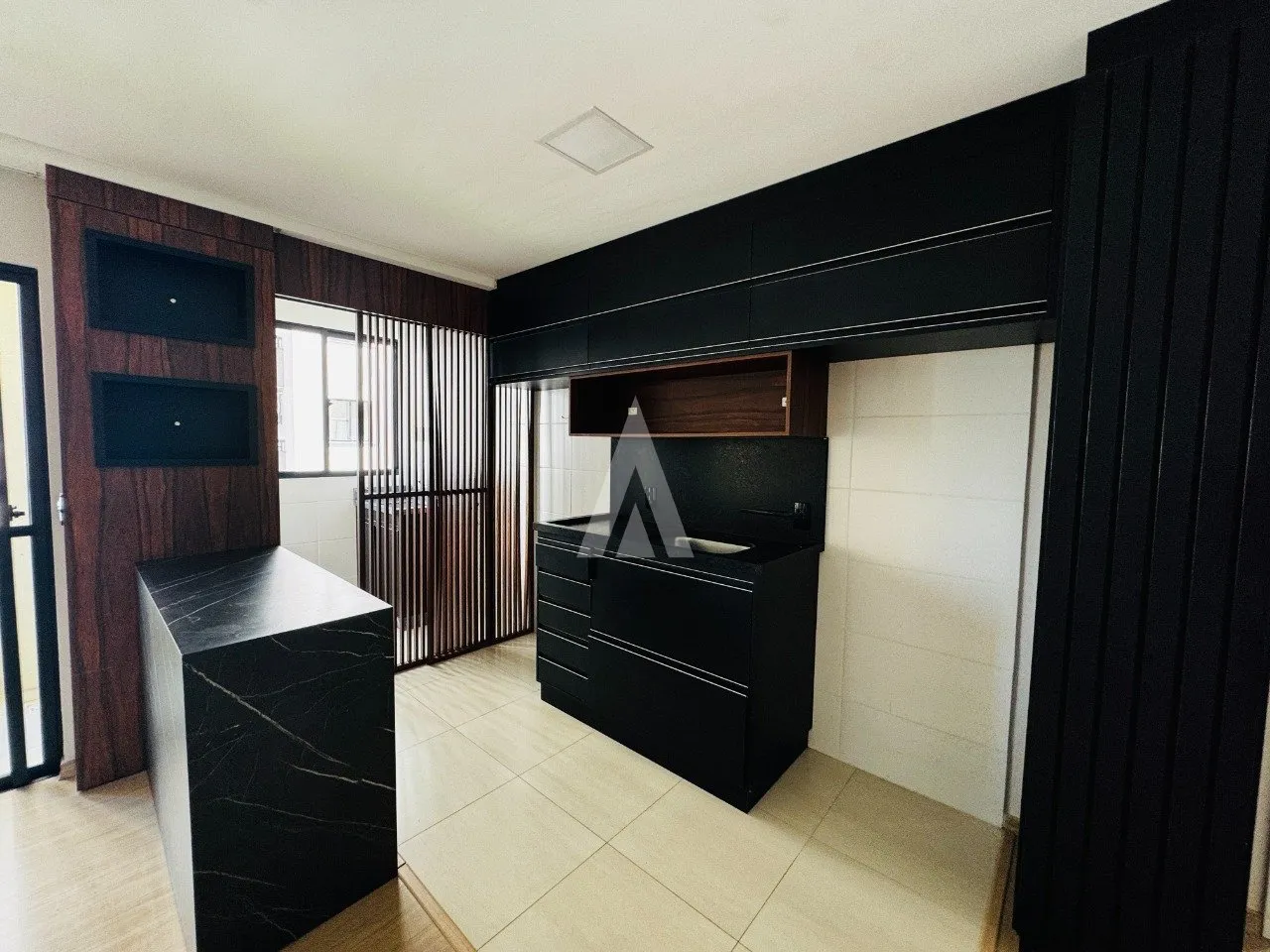 Apartamento Semi- mobiliado com 2 dormitórios à venda no bairro Saguaçu, em Joinville/SC, pelo valor de R$ 365.000,00. — foto 7