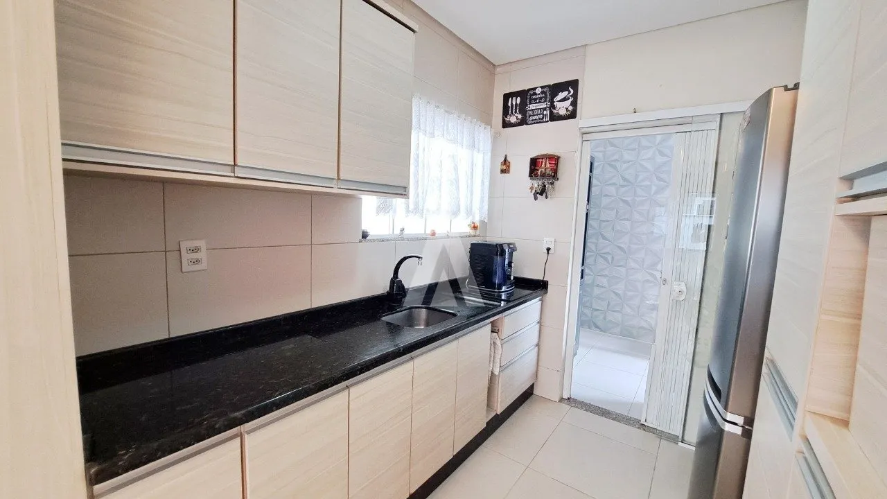Casa com 1 suíte mais 2 quartos à venda no bairro Costa e Silva em Joinville-SC por R$ 799.000,00 — foto 4