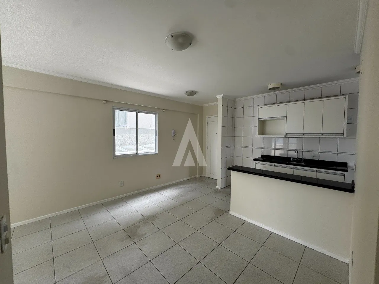 Apartamento com 3 quartos à venda no bairro Bucarein em Joinville-SC por R$370.000,00. — foto 2