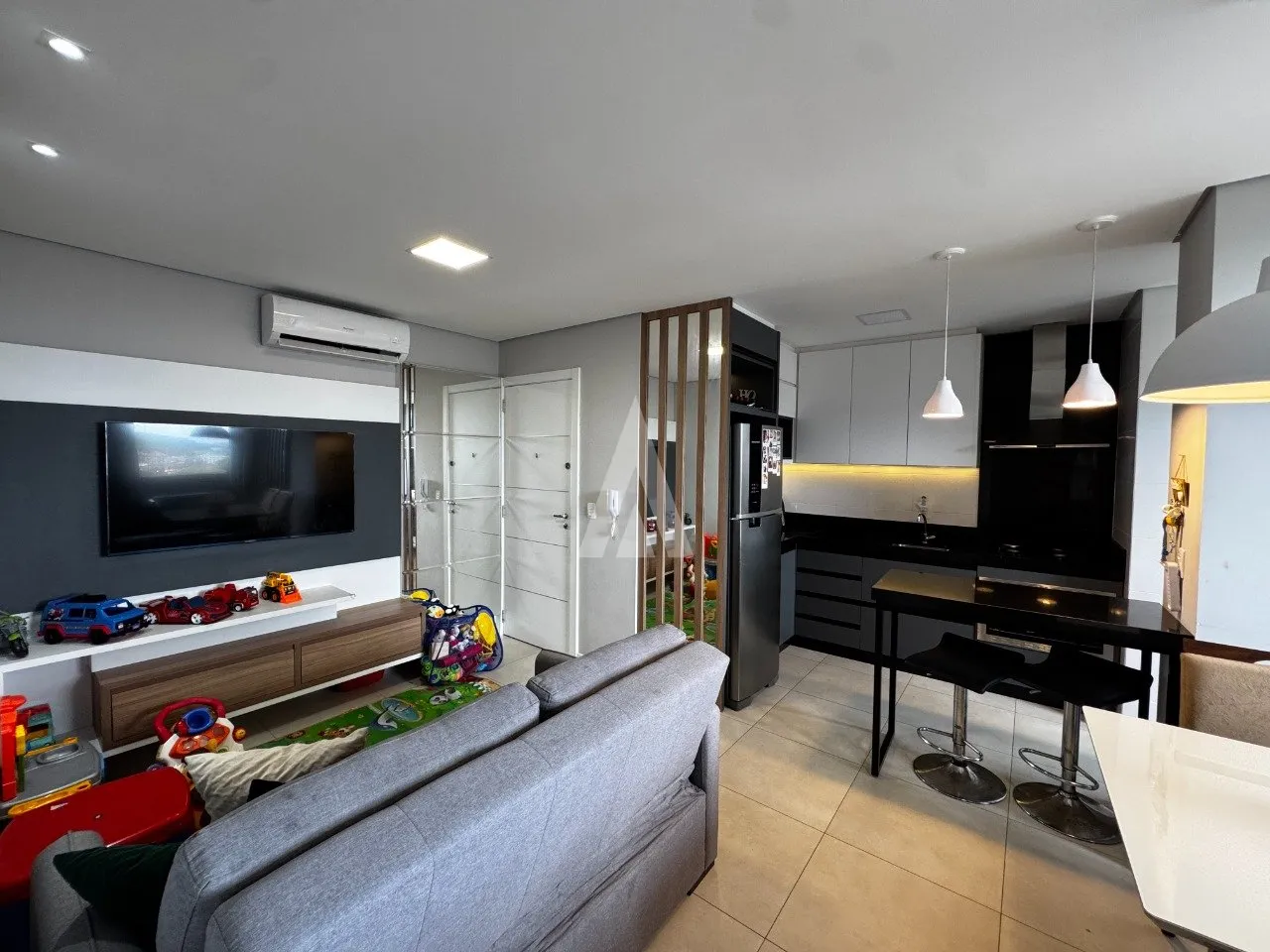 Apartamento com 1 suíte e 1 quarto à venda no bairro Costa e Silva em Joinville-SC por R$525.000,00. — foto 2