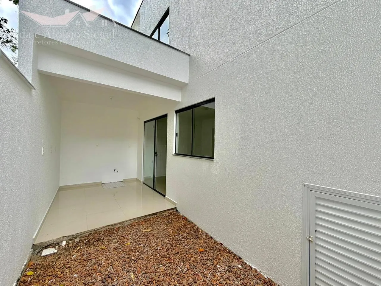 Sobrado à Venda no Bairro Velha - Blumenau/SC - Ref. 1635 — foto 5