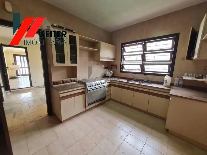 Casa para locação com 5 dormitórios bairro Coqueiros florianópolis - foto 1