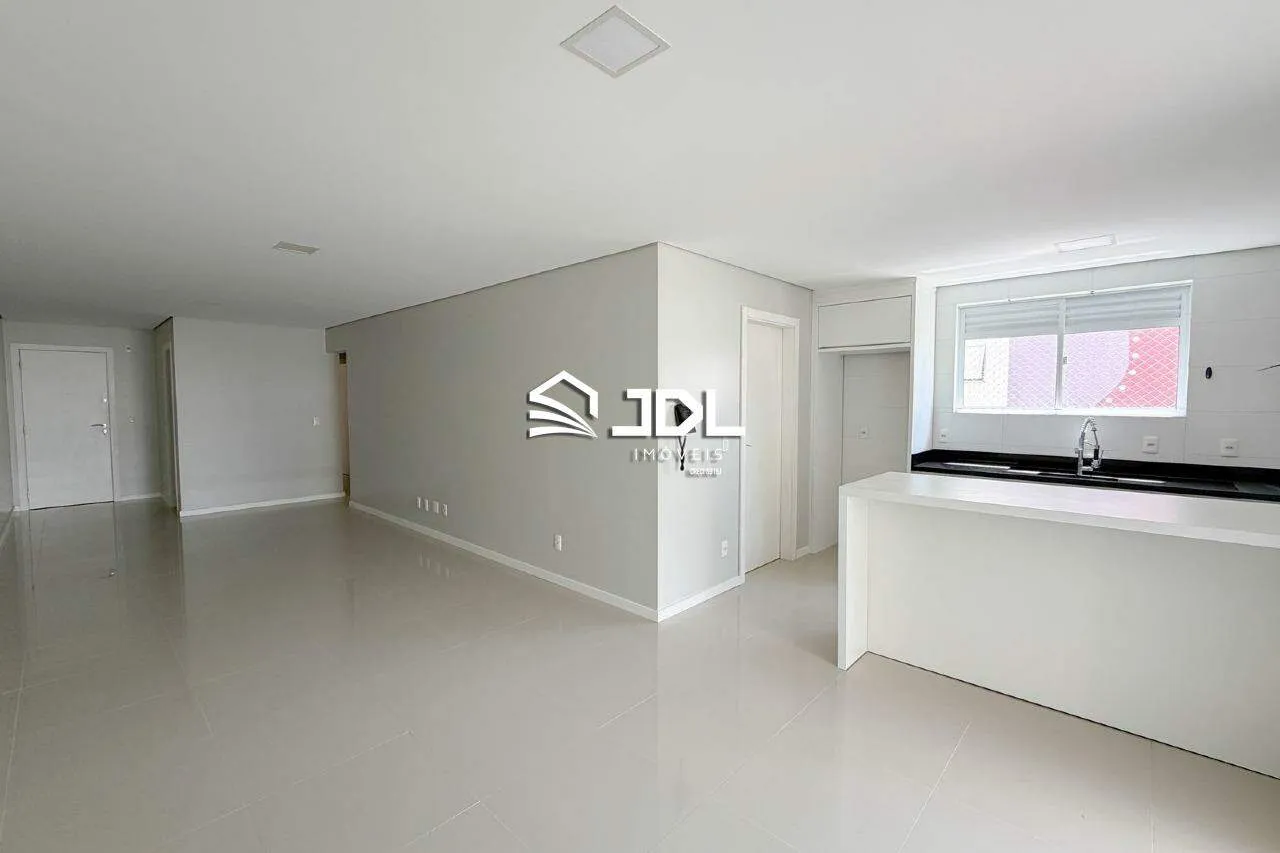 Apartamento à Venda no Bairro Jardim Blumenau. - foto 1