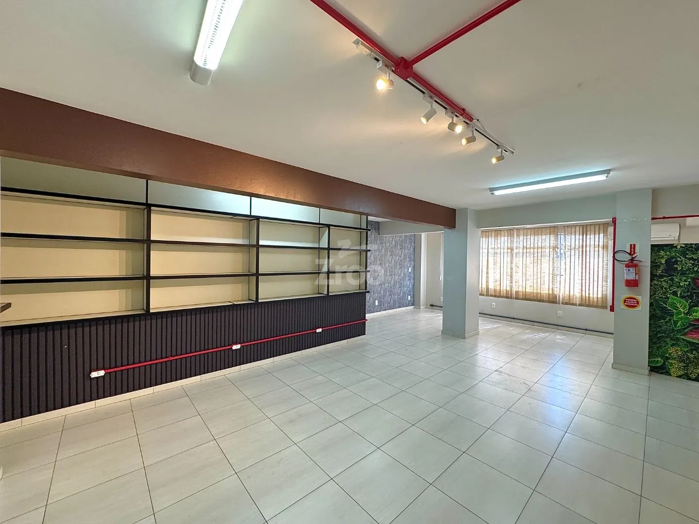 Sala Comercial em Água Verde - Blumenau — foto 2