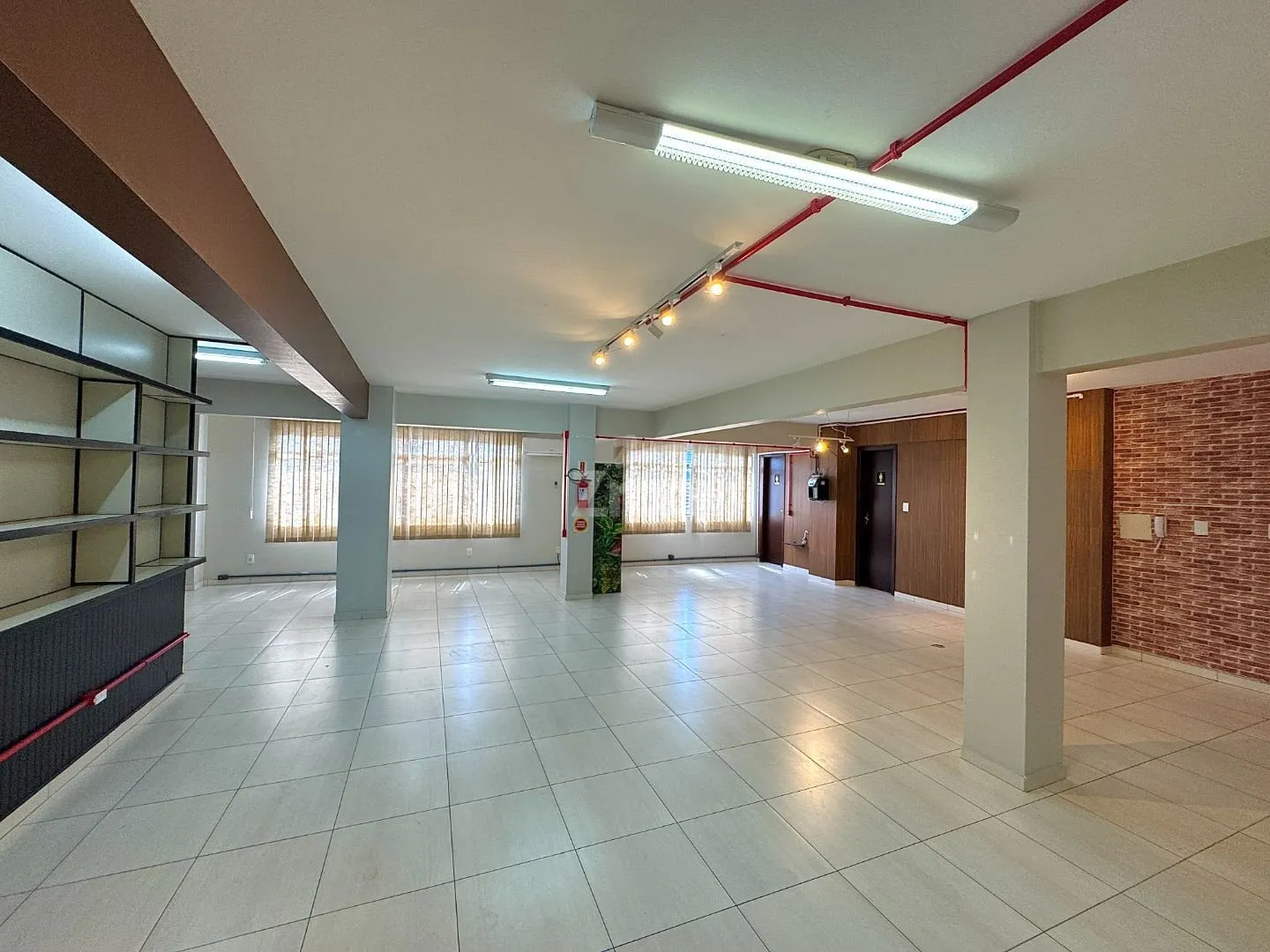 Sala Comercial em Água Verde - Blumenau — foto 7