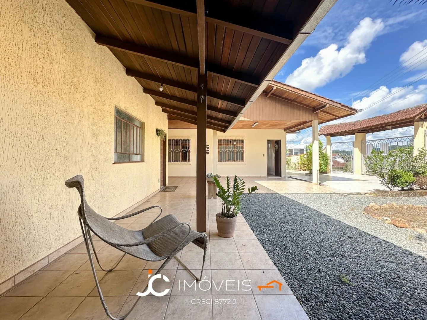 Casa com 3 dormitórios sendo 1 suíte à venda, 160 m por R$ 640.000 - Velha Central - Blumenau/SC — foto 2
