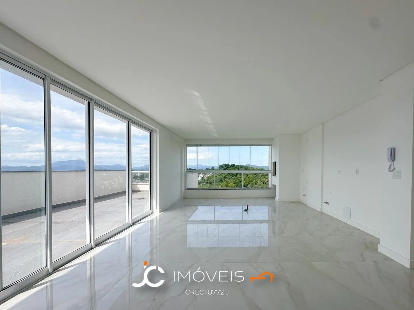 Cobertura Duplex com 3 suítes à venda, 220 m por R$ 1.800.000 - Escola Agrícola - Blumenau/SC — foto 3
