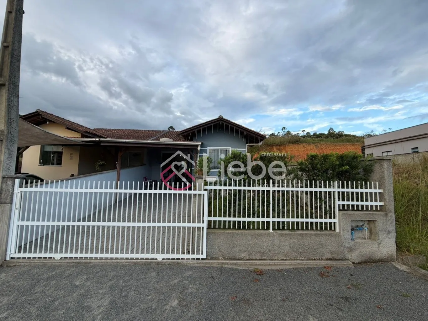 Oportunidade de CASA com dois dormitórios e 55,00m de área privativa localizada no Bairro Testo Central na cidade de Pomerode. — foto 2