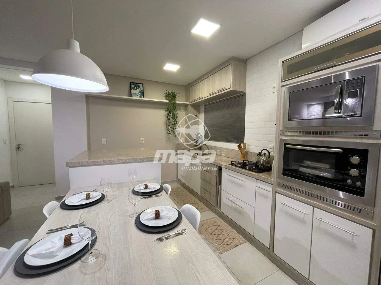 Apartamento em região central mobiliado em prédio com dois Apto. por andar — foto 6