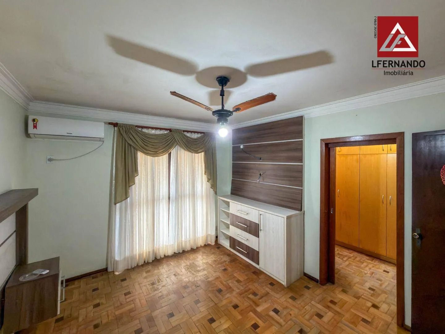 Casa com 4 dormitórios, sendo 1 suíte à venda, 319 m por R$ 1.400.000 - Vila Nova - Blumenau/SC — foto 7