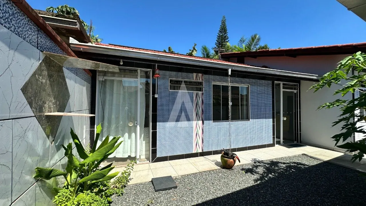 Casa com 3 quartos à venda no bairro Costa e Silva em Joinville-SC por R$636.999,00. - foto 1
